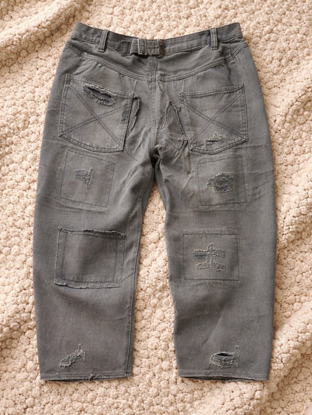 POL “just in” Olive Distressed denim pants heavily distressed super cute! - Picture 4 of 6